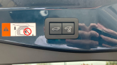 Toyota C-HR 1.8 Hybrid Design 5dr CVT Hybrid Hatchback